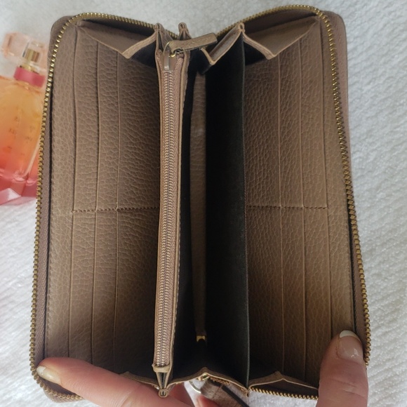 Gucci Marmont zippy long wallet - Picture 5 of 16